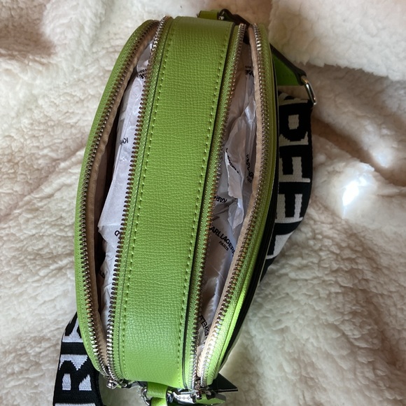 NWT Karl Lagerfeld Crossbody/Camera Bag - Picture 7 of 15